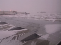 Wind_and_snow_out_on_the_tarmack.jpg