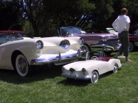 1954_Kaiser_Darrin_angle.jpg